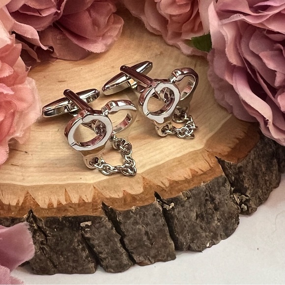 Silver Handcuff Cufflinks with Chain - Picture 4 of 14